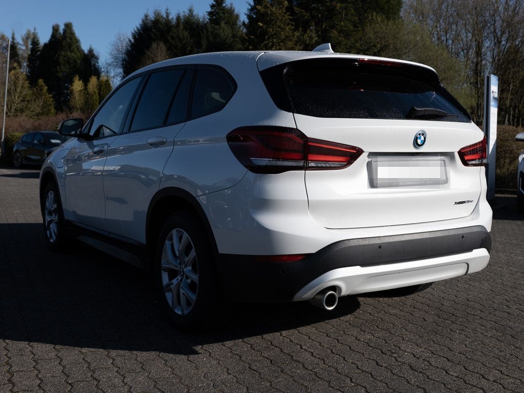 BMW X1 xDrive 25e Advantage PANO LED NAVI KAMERA SHZ foto 9