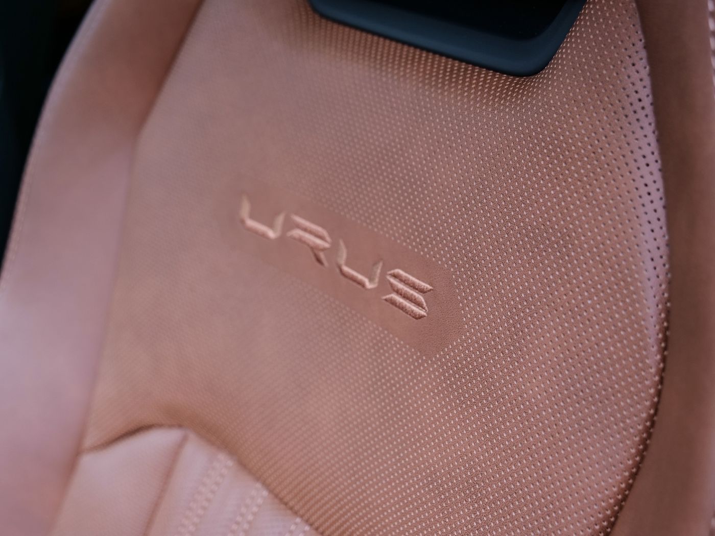 Lamborghini Urus S Rosso Mars, Big Interior Carbon Pack foto 20