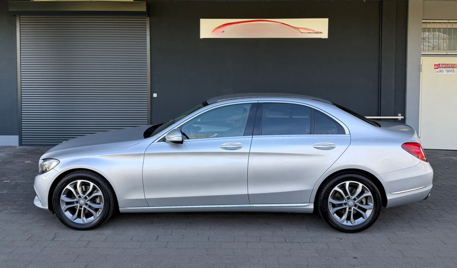 Mercedes-Benz C 220d AVANTGARDE°Aut.°Navi°Xenon°PDC°Leder°LED° foto 7