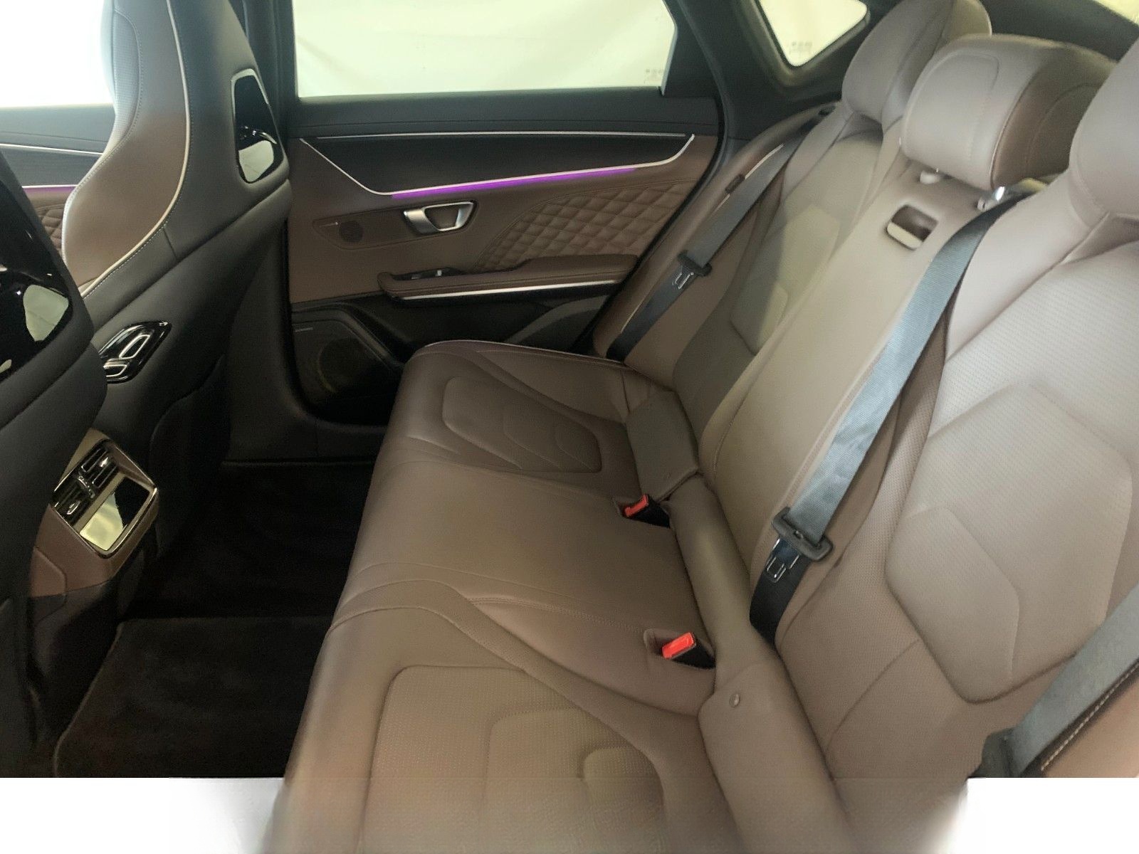 BYD Han 380 kW AWD Executive ICC HeadUp Pano Wärmep foto 10