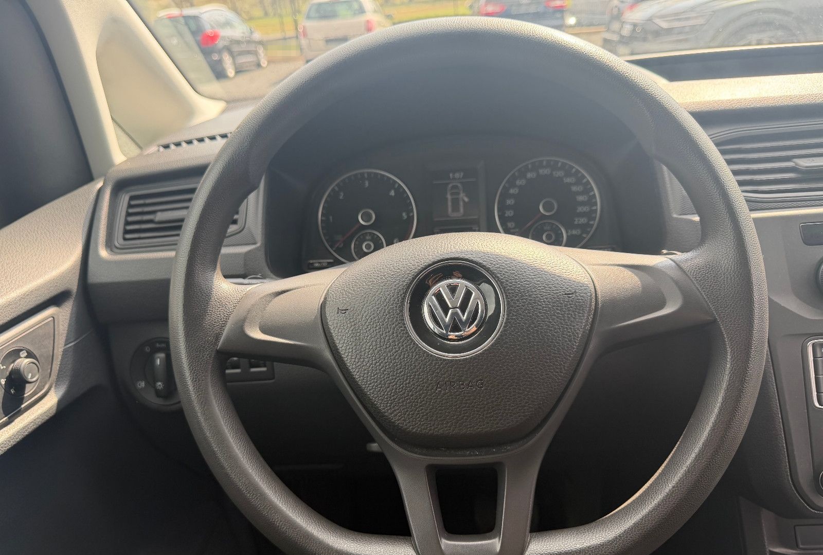 Volkswagen Caddy Maxi 2.0TDI NAVI/KLIMAA/PDC foto 13