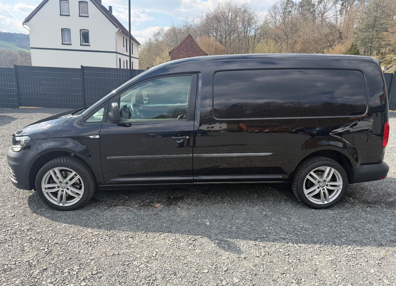 Volkswagen Caddy Maxi 2.0TDI NAVI/KLIMAA/PDC foto 7