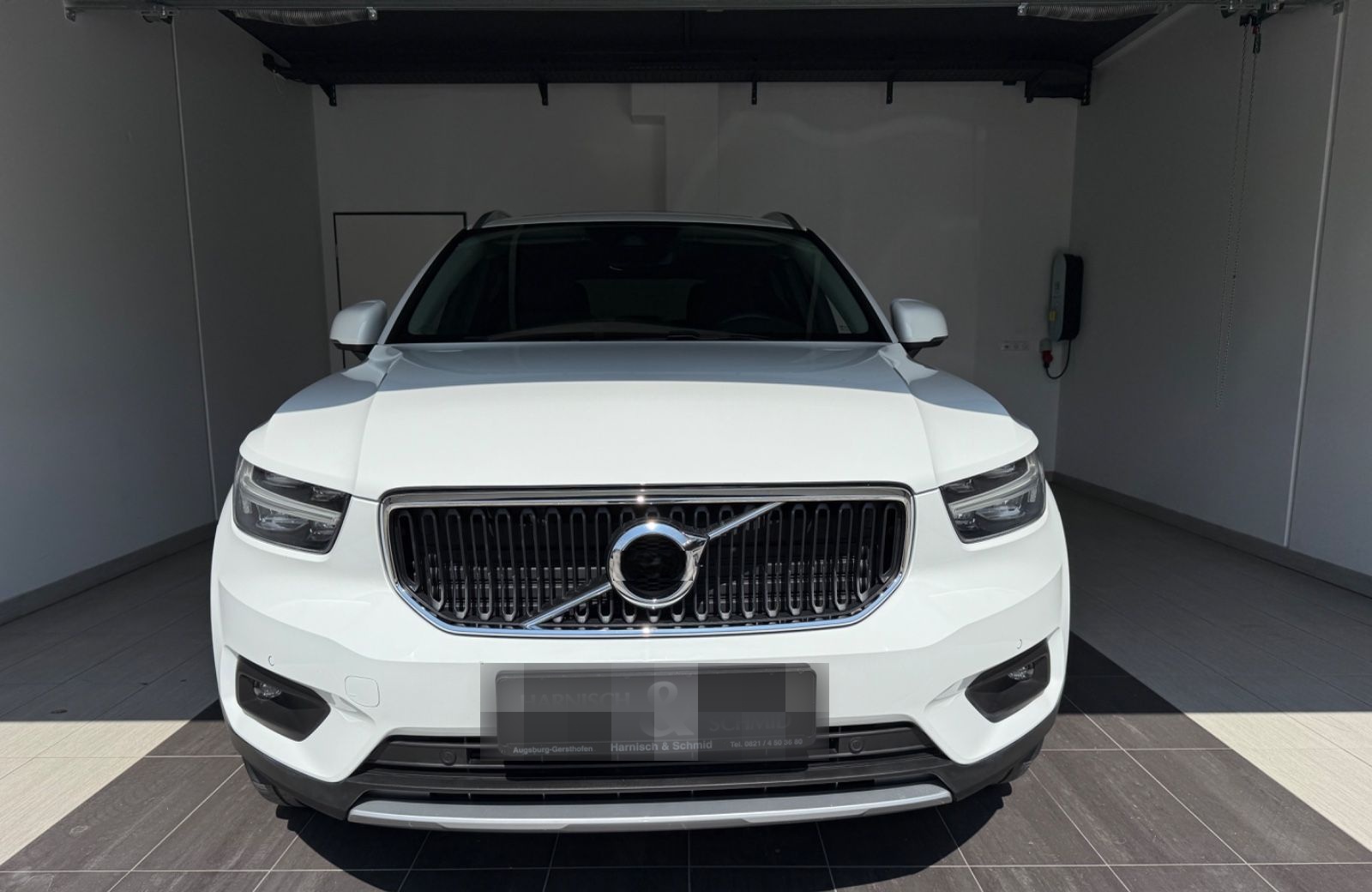 Volvo XC 40 Momentum Pro, ALLRAD, Winterpaket, foto 2