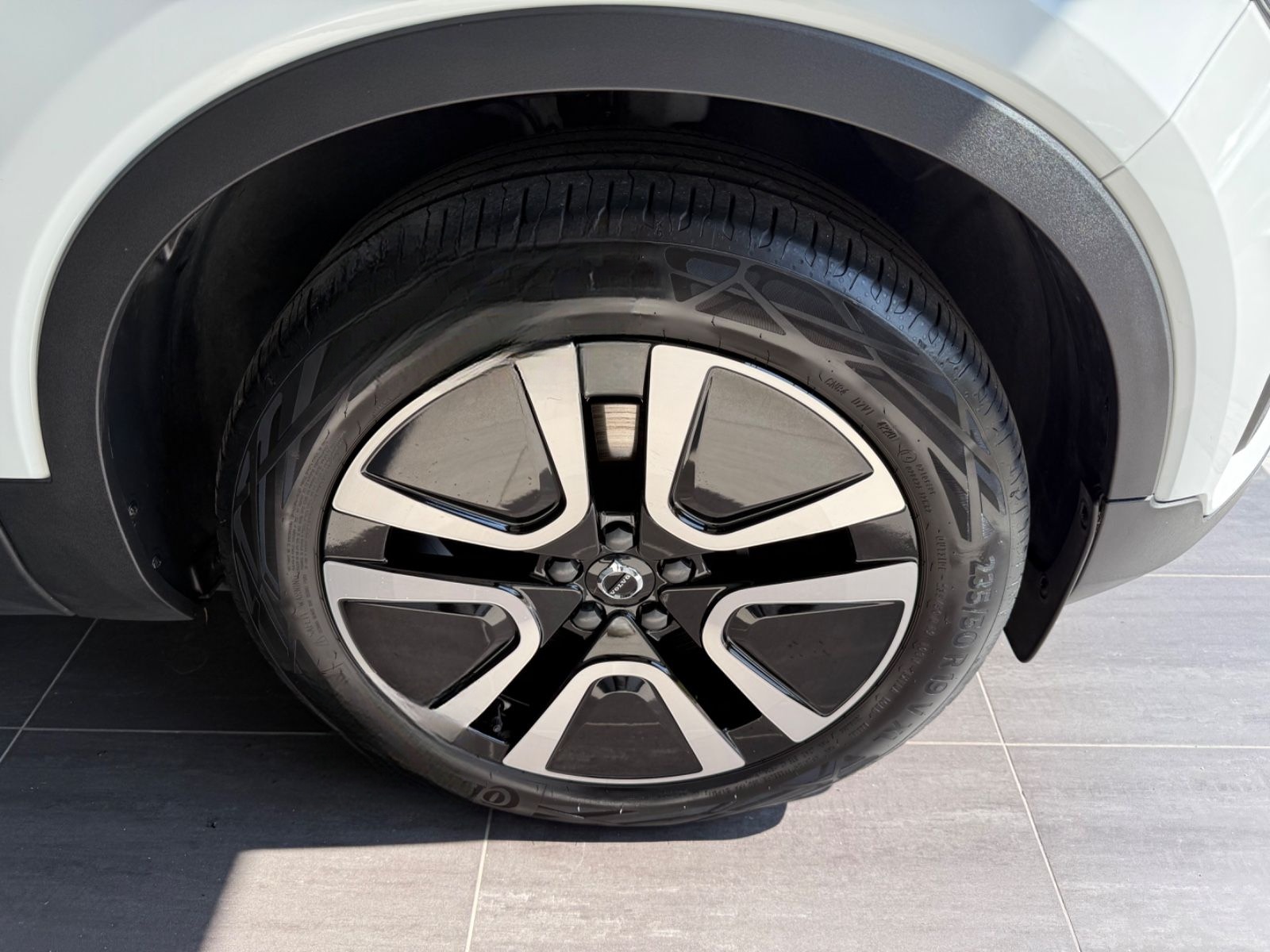 Volvo XC 40 Momentum Pro, ALLRAD, Winterpaket, foto 4