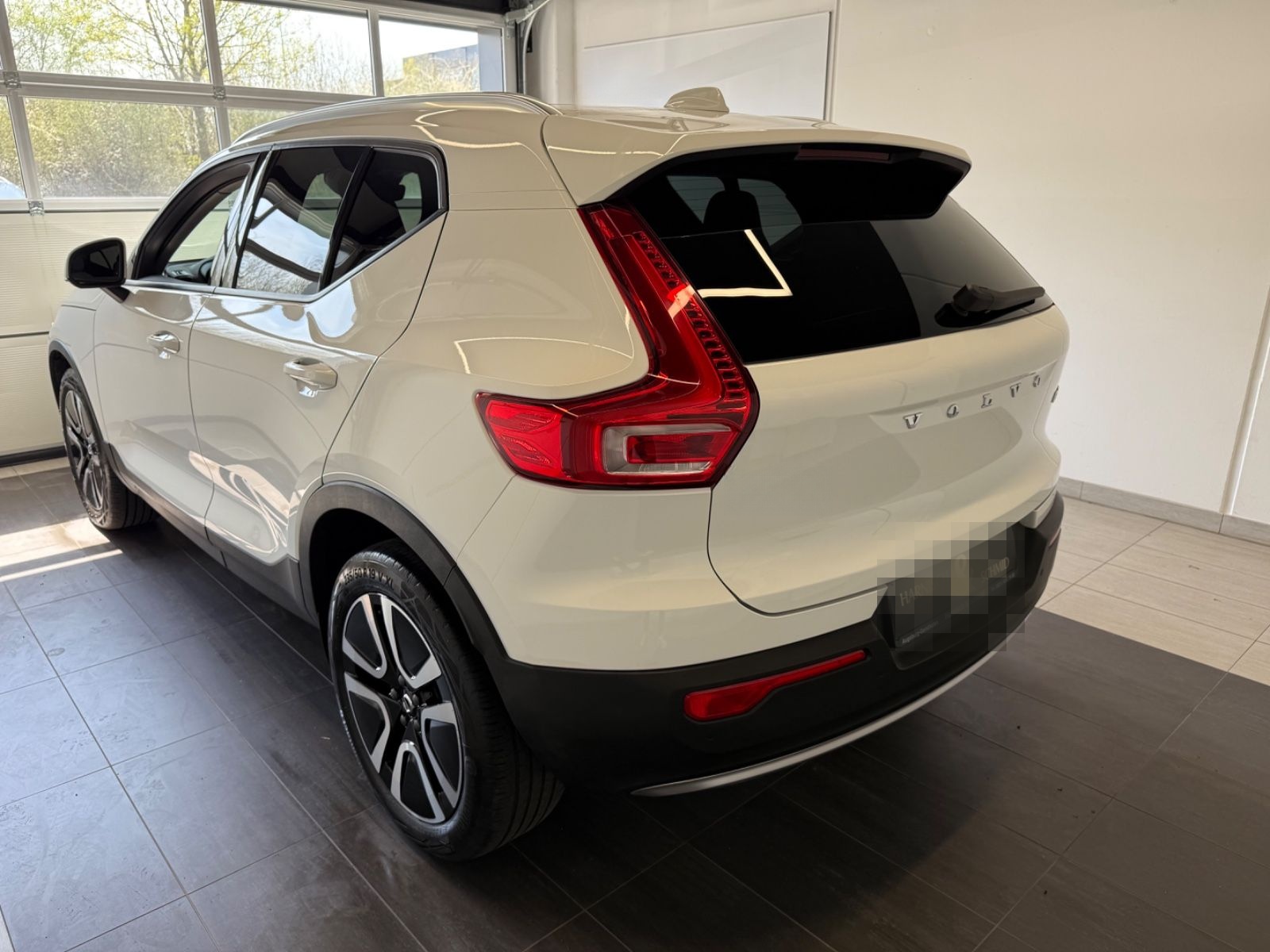 Volvo XC 40 Momentum Pro, ALLRAD, Winterpaket, foto 7
