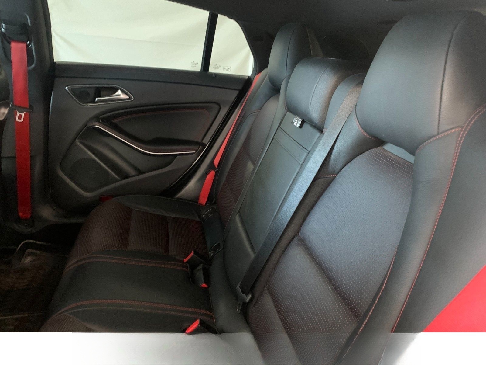 Mercedes-Benz CLA 45 2x AMG Line 4M SB Xenon Navi Memory Night foto 5