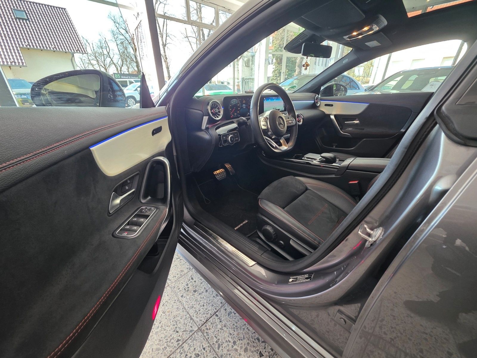 Mercedes-Benz CLA 180 Shooting Brake*AMG-Line*Panorama*Ambient foto 13