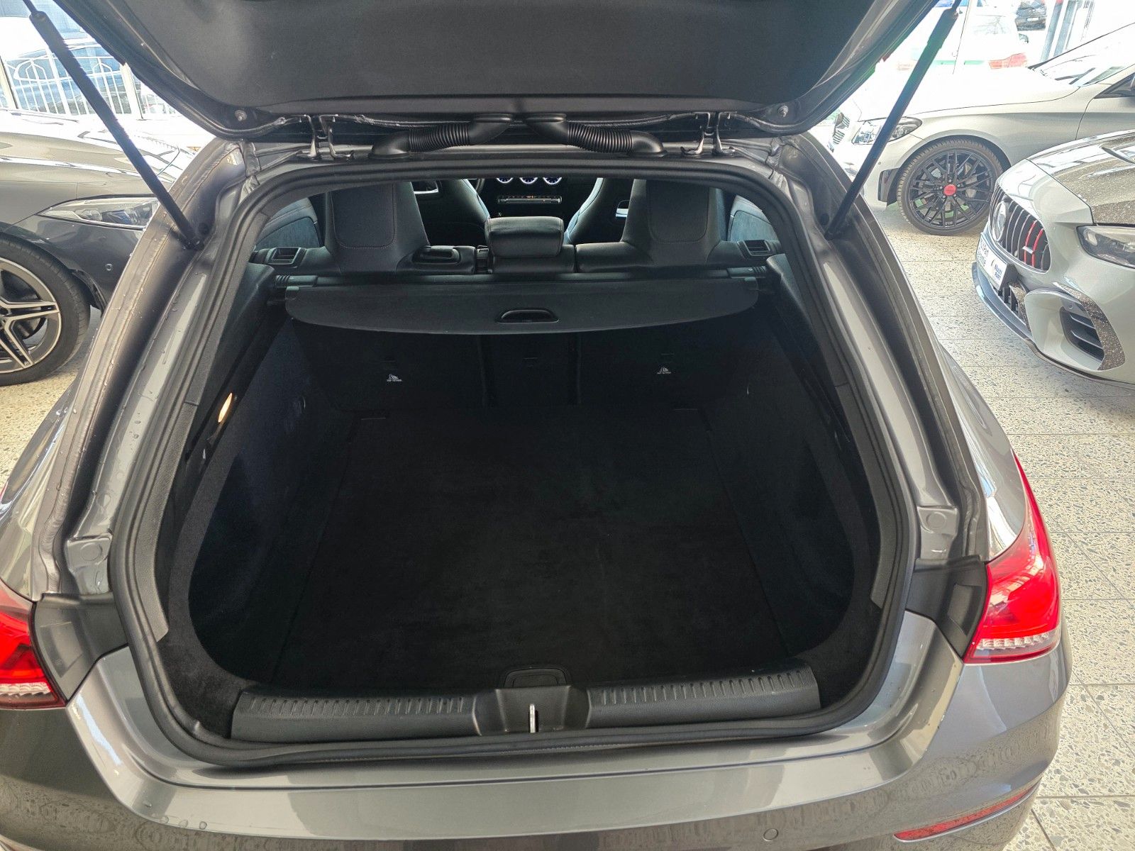 Mercedes-Benz CLA 180 Shooting Brake*AMG-Line*Panorama*Ambient foto 24