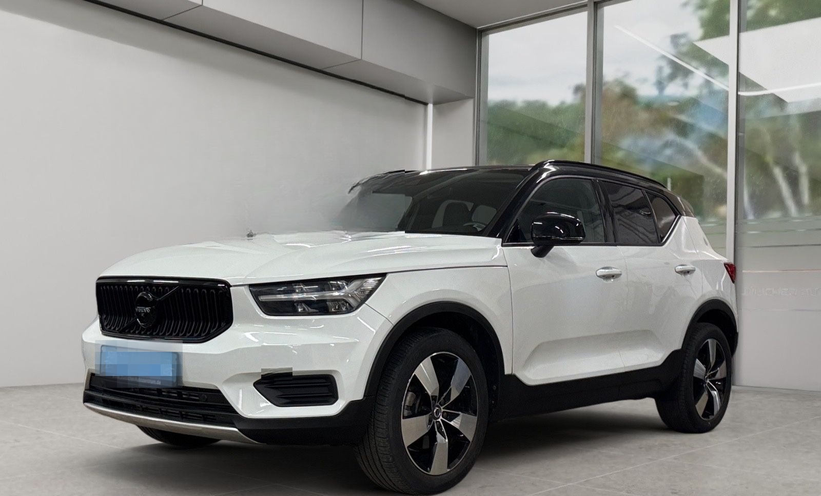 Volvo XC 40 Aut., Volldigitales Cockpit, Gehob. Ausst. foto 4