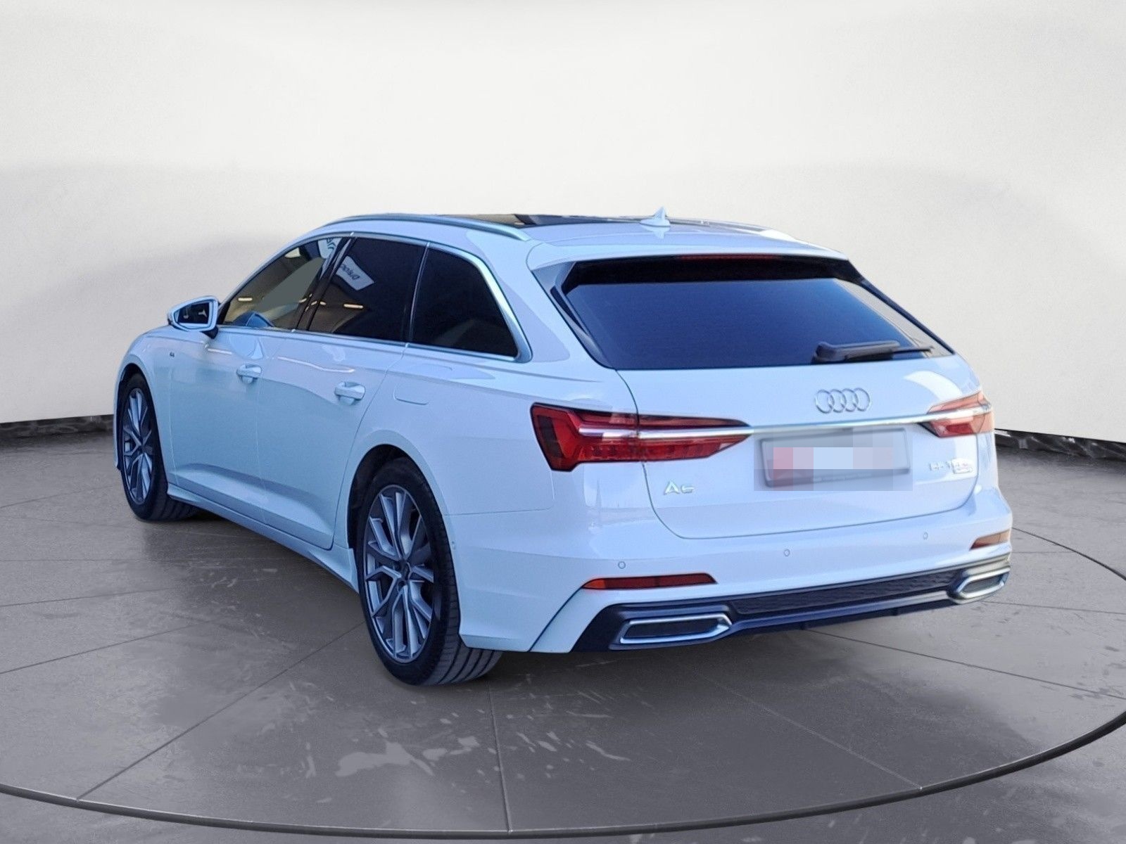 Audi A6 Avant 55 TFSIe quattro sport Pano AreaView foto 4