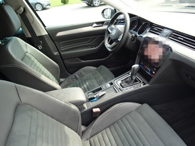 Volkswagen Passat Variant 2.0TDI,LEDER,NAVI,LED,AUT,KAM,ACC foto 9
