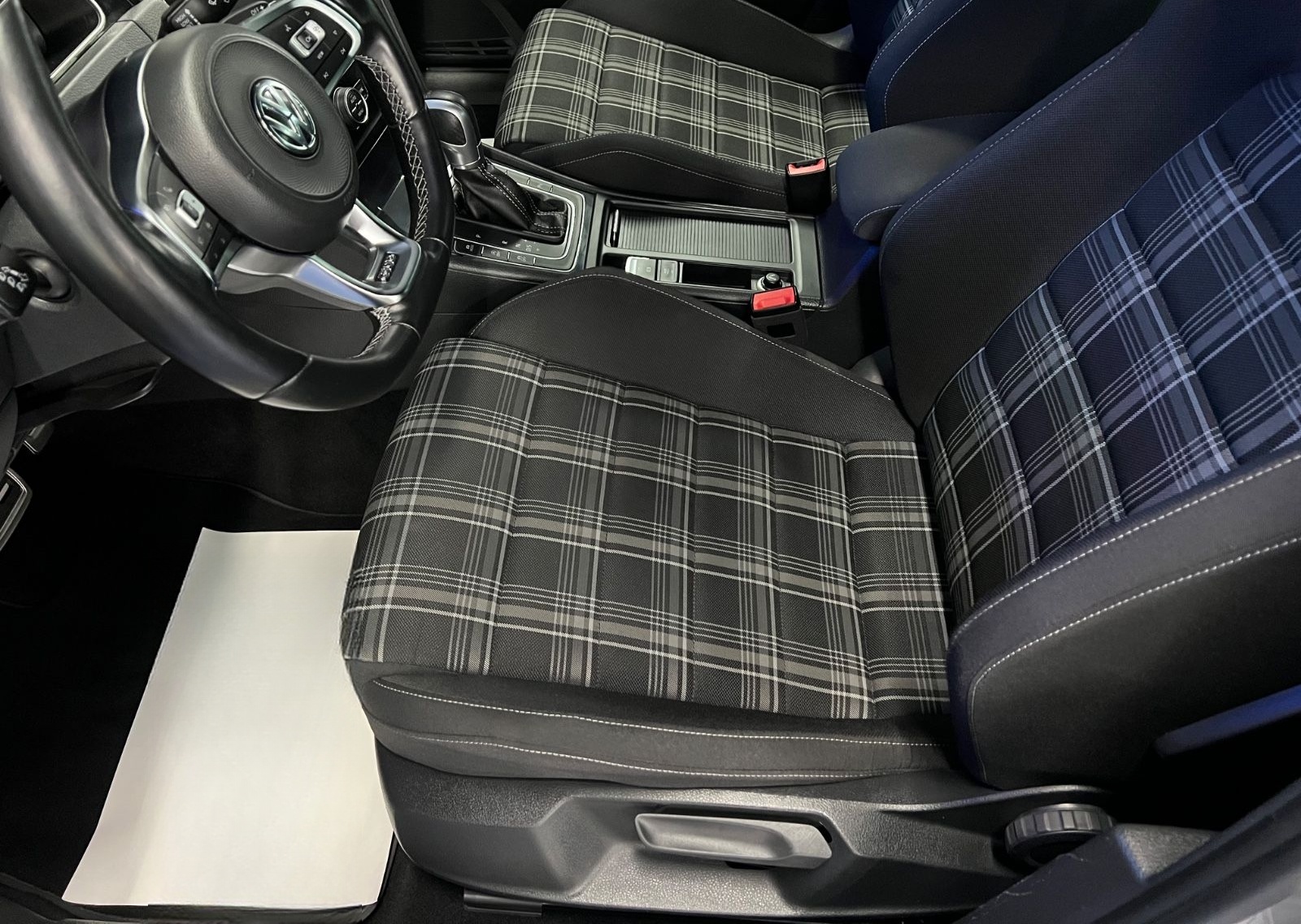 Volkswagen Golf VII Variant 2.0 GTD BMT/Start-Stopp (AMAN®) foto 13