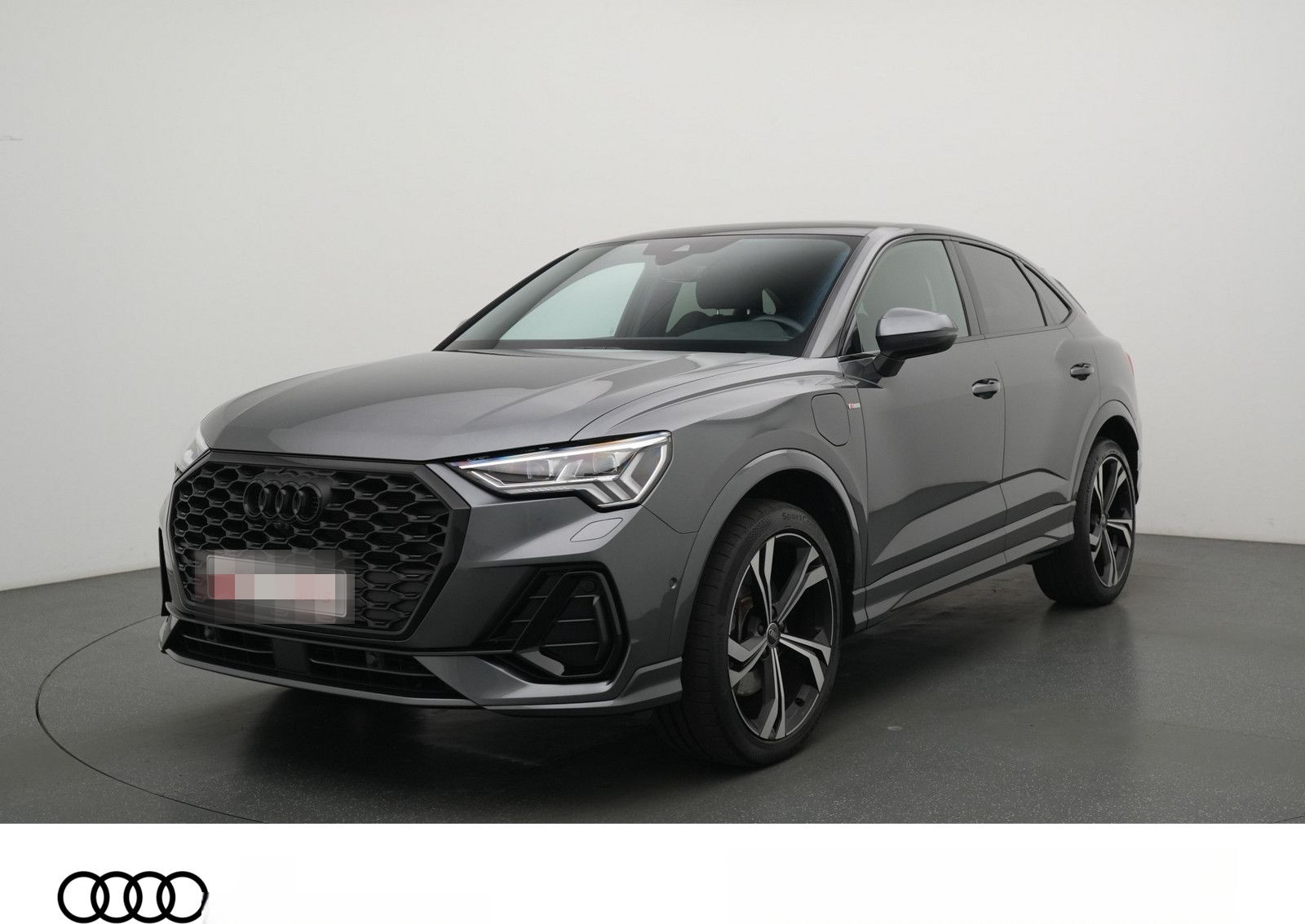 Audi Q3 Sportback 45 e S line S-TRON PANO MATRIX AHK