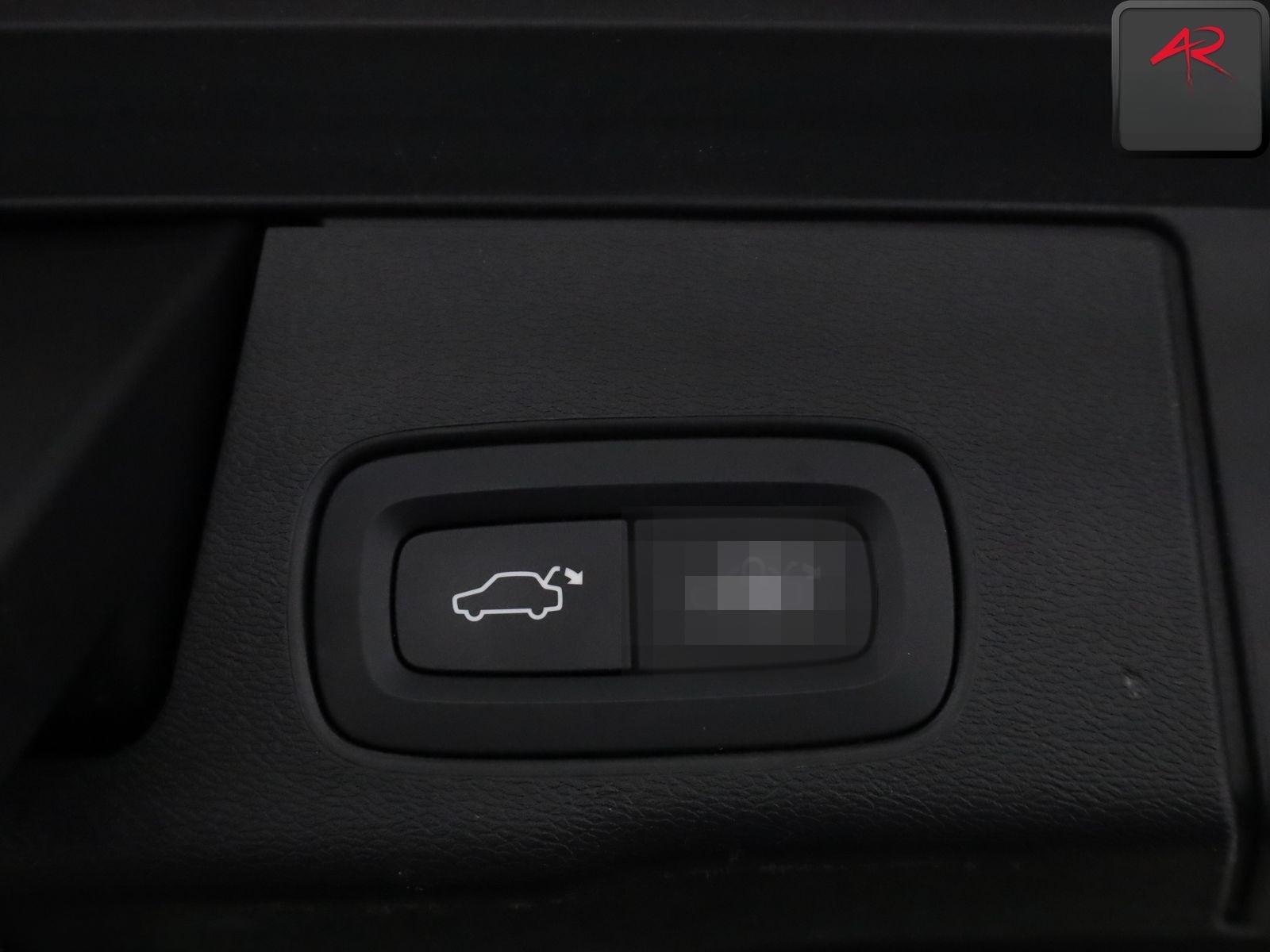 Volvo XC 60 2.0 T4 R DESIGN STANDHZ,HUD,21ZOLL,KEYLESS foto 13