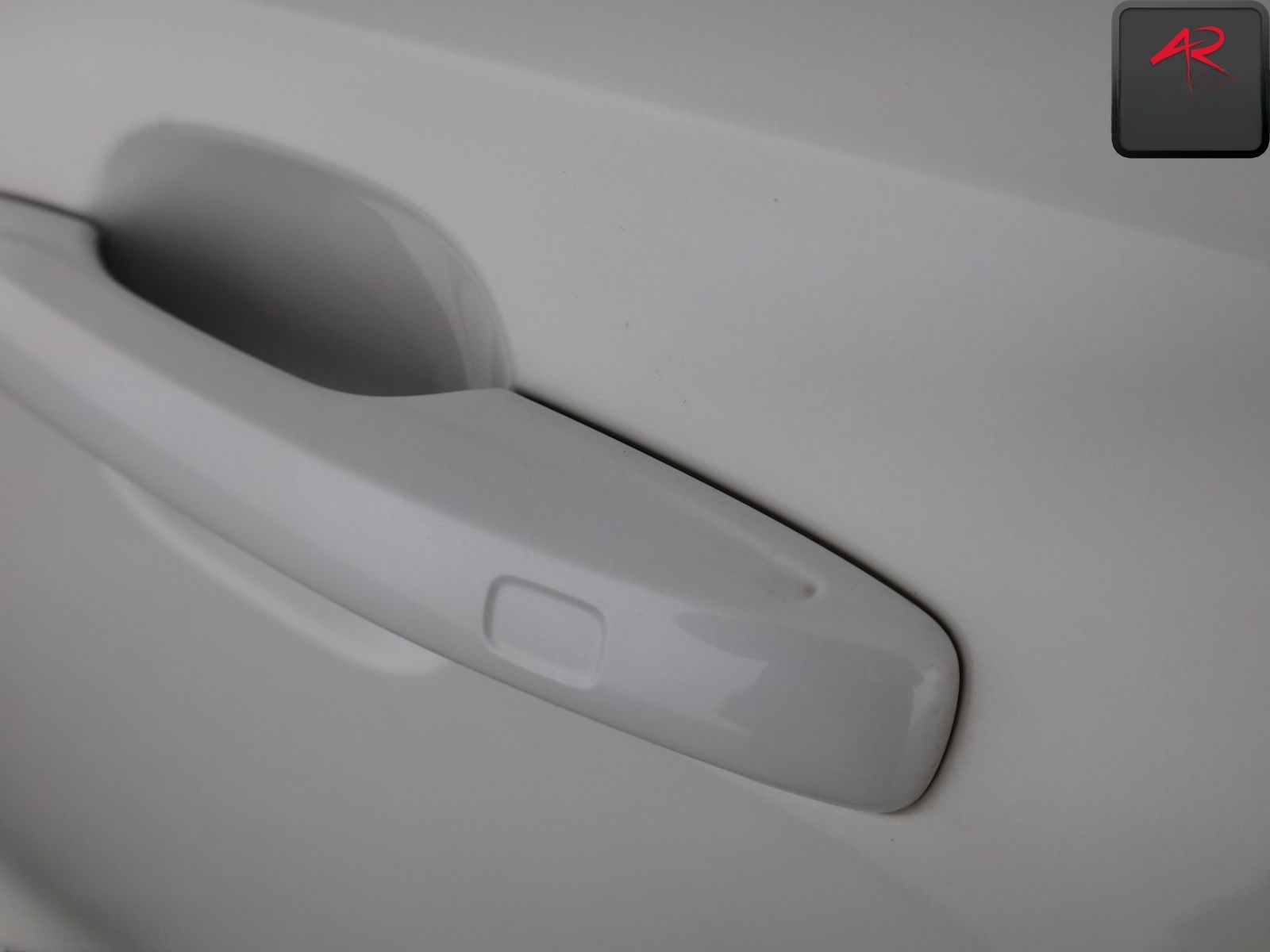 Volvo XC 60 2.0 T4 R DESIGN STANDHZ,HUD,21ZOLL,KEYLESS foto 14