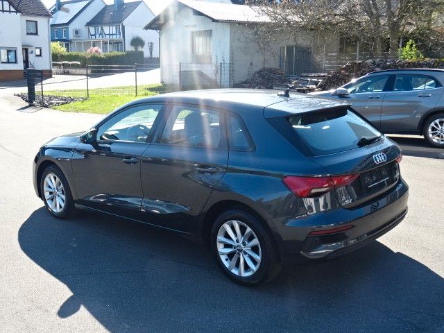 Audi A3 Sportback 2.0TDI LEDER,NAVI,LED,PDC,1HAND foto 5