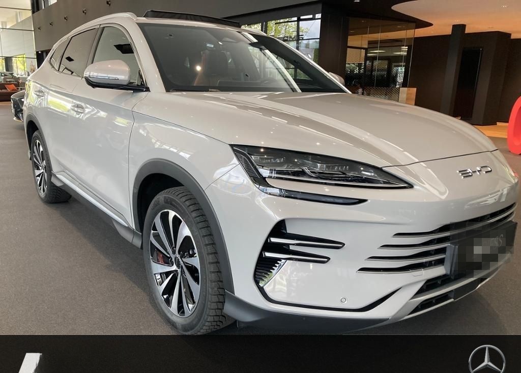 BYD SEAL U DM-i Design 360 AUT DynLicht HUD Kam. LM foto 9