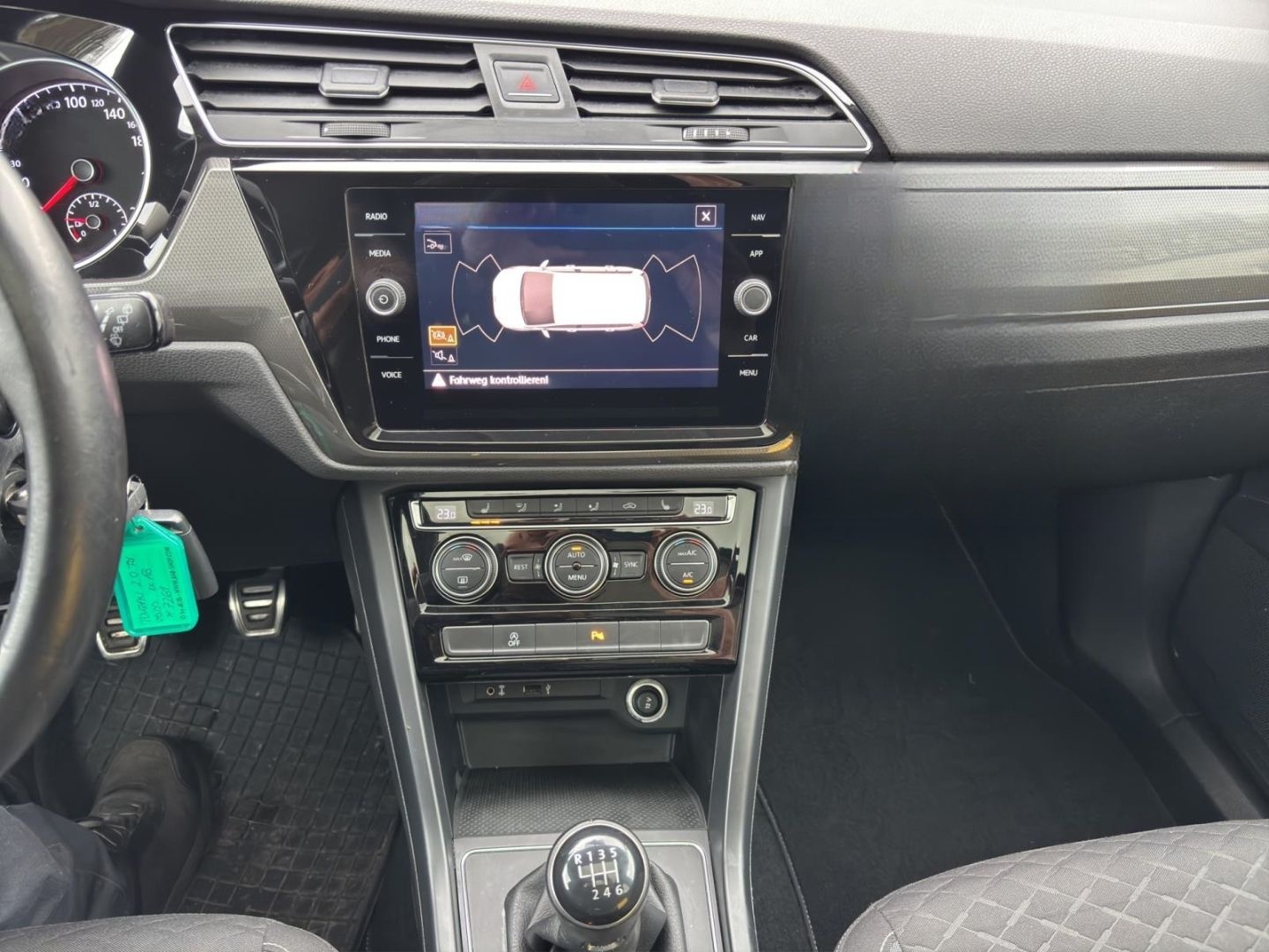 Volkswagen Touran Join 2.0 TDI,7-Sitzer,AHK,Pano-Dach,Clima foto 15