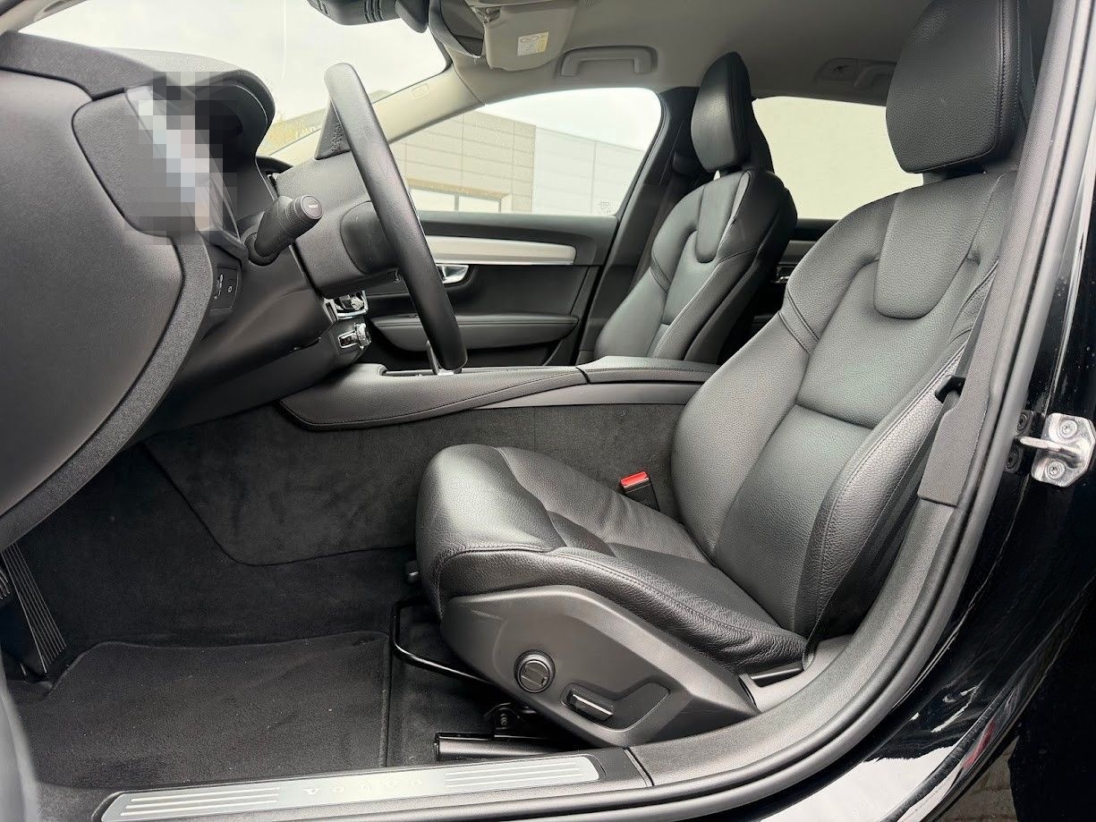 Volvo V90 B4 Kombi Momentum Pro foto 3