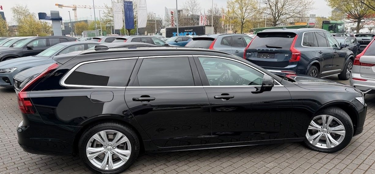 Volvo V90 B4 Kombi Momentum Pro foto 10