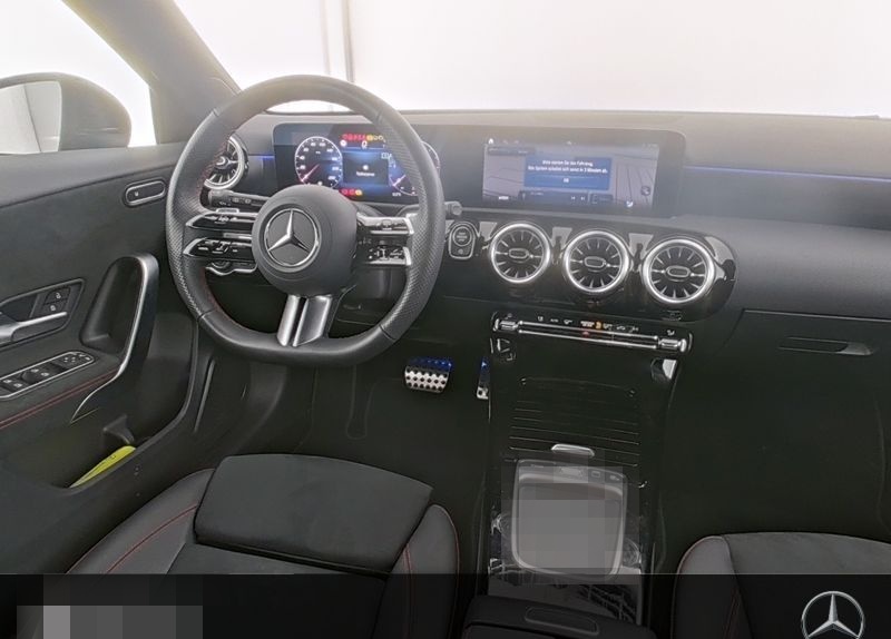 Mercedes-Benz A 200 d AMG ADVANCED+ PANO KEYLESS AMBI RFK CARP foto 6