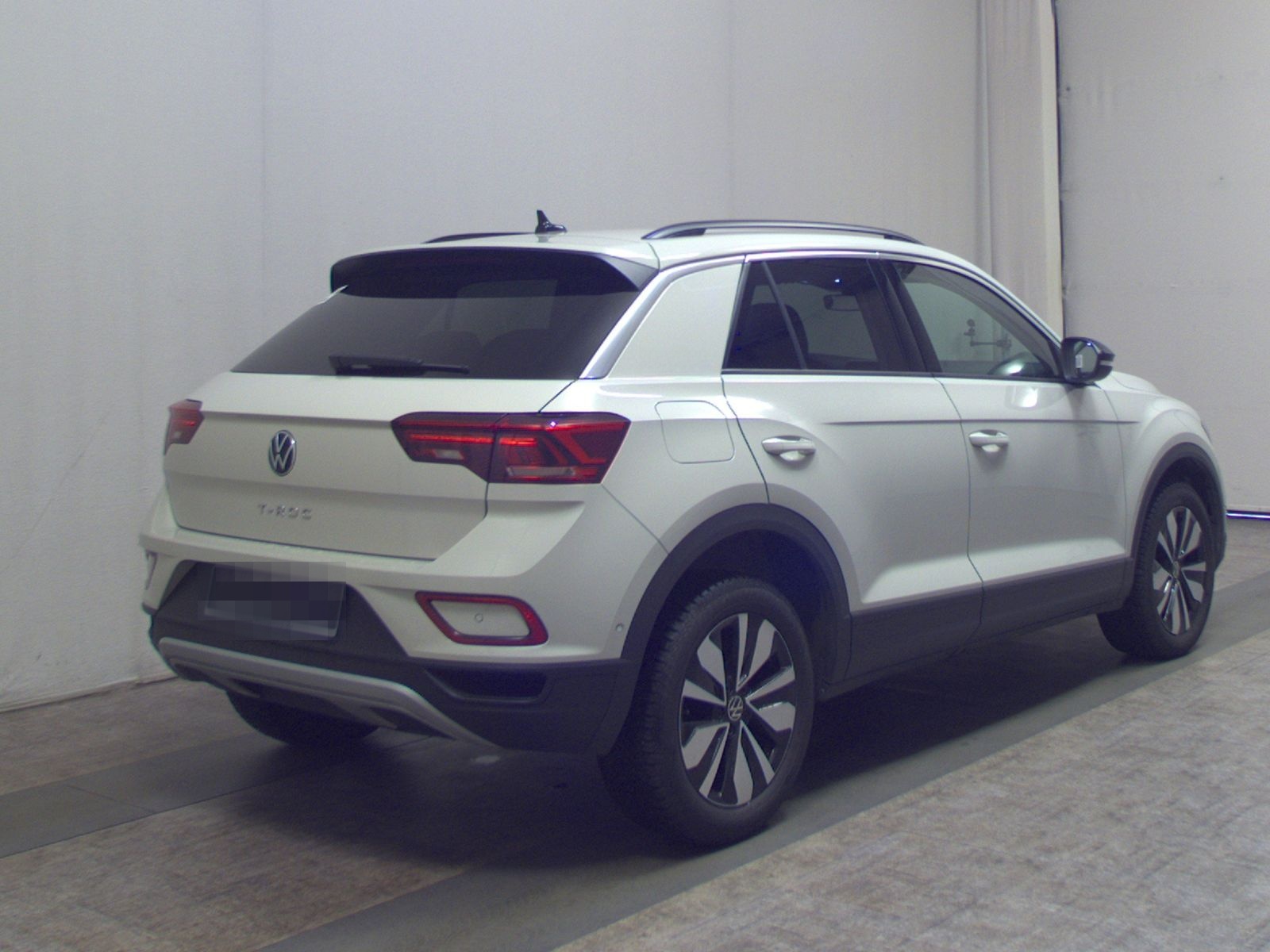 Volkswagen T-Roc 1.0 TSI Navi LED DC ACC PDC Shz foto 4