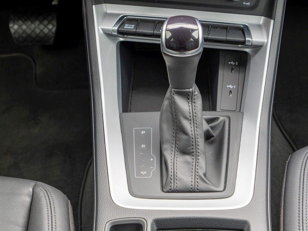 Audi Q3 40 TDI S line Navi LED AHK Leder PDC+ GRA foto 19