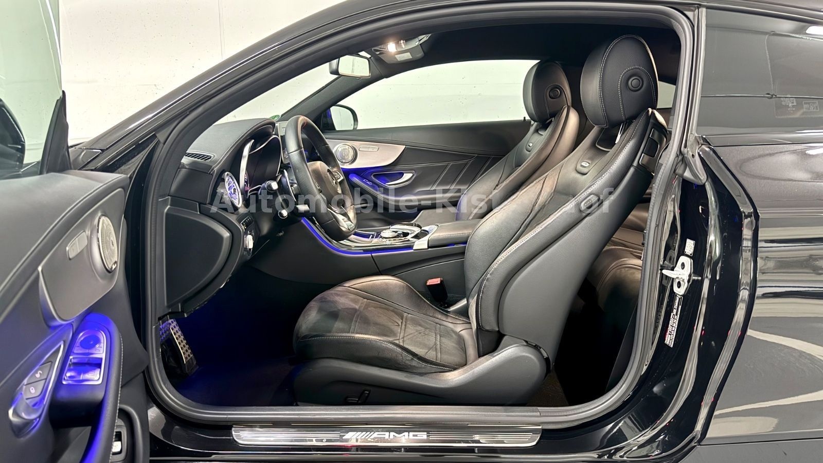 Mercedes-Benz Coupe 63 AMG *LED TOTW DRIVESP PAGA CAM* foto 13
