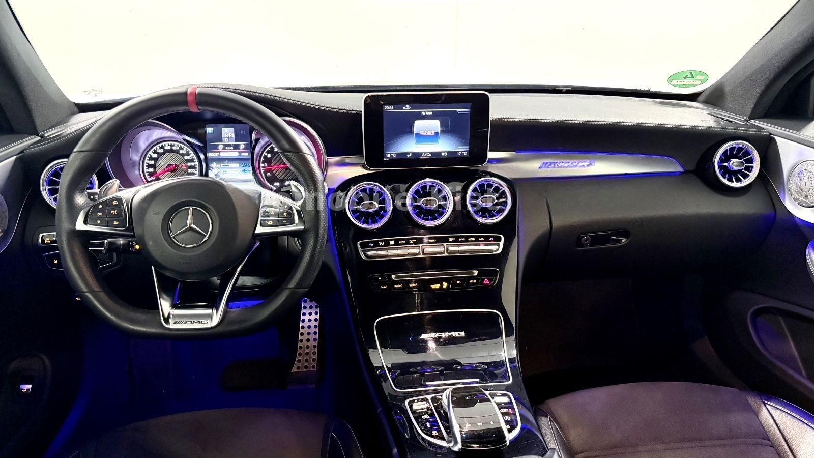 Mercedes-Benz Coupe 63 AMG *LED TOTW DRIVESP PAGA CAM* foto 19