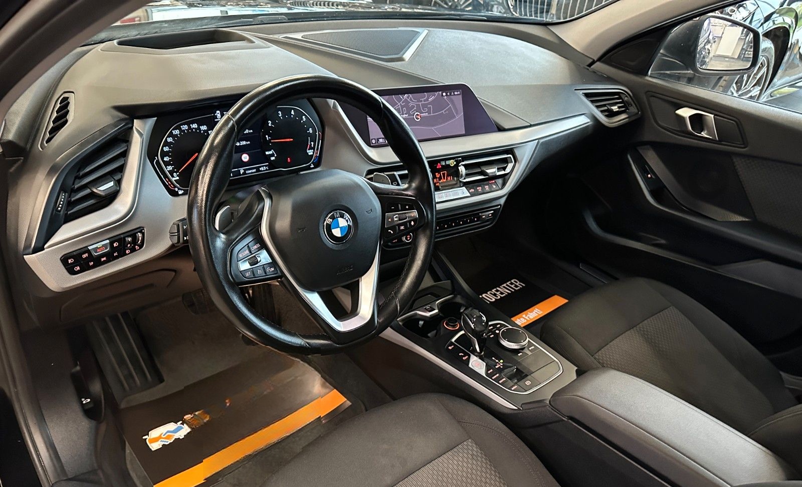 BMW 120 i Advantage *LED*PDC*Sport*HeadUP*AHK* foto 12