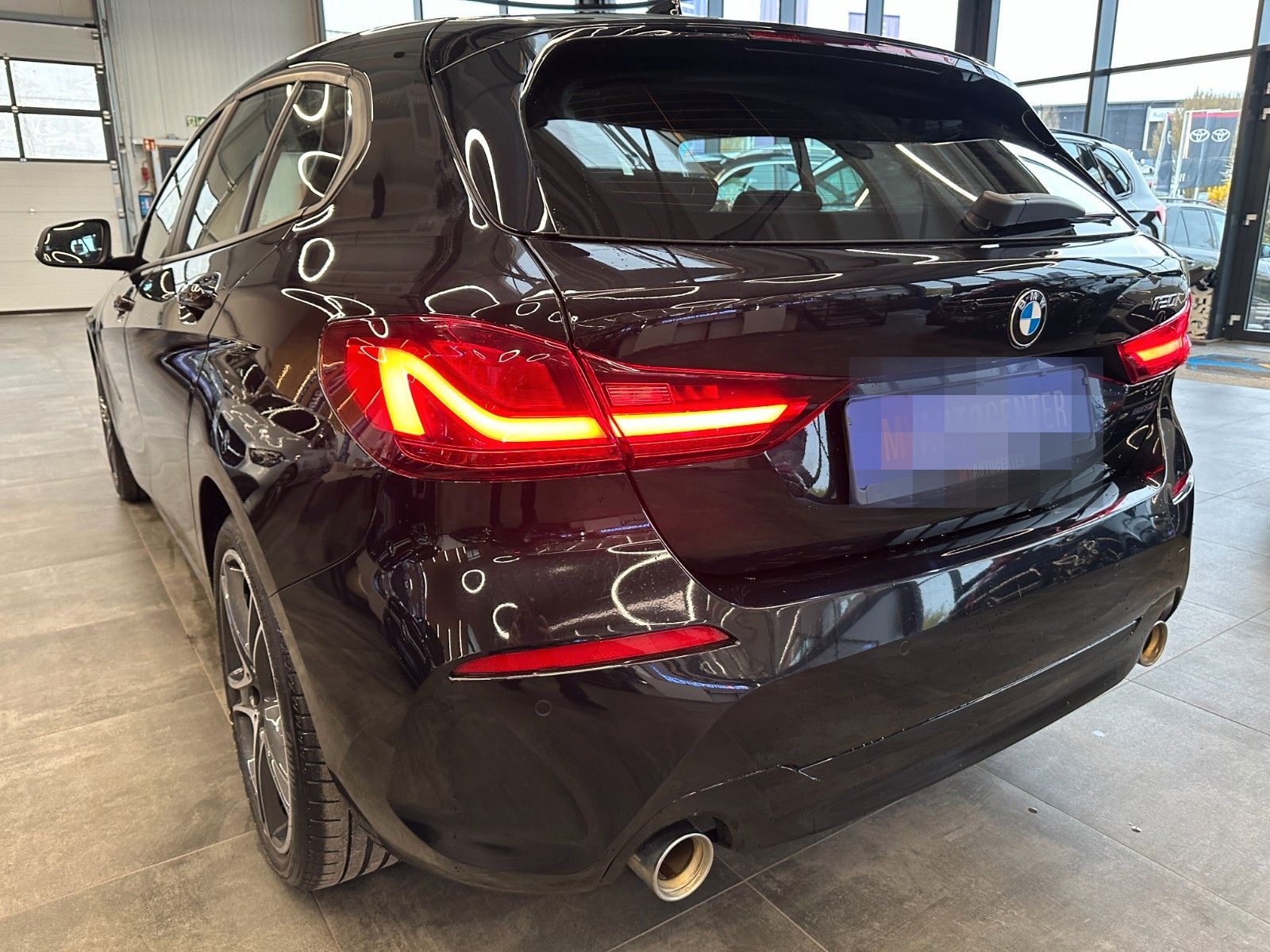 BMW 120 i Advantage *LED*PDC*Sport*HeadUP*AHK* foto 5