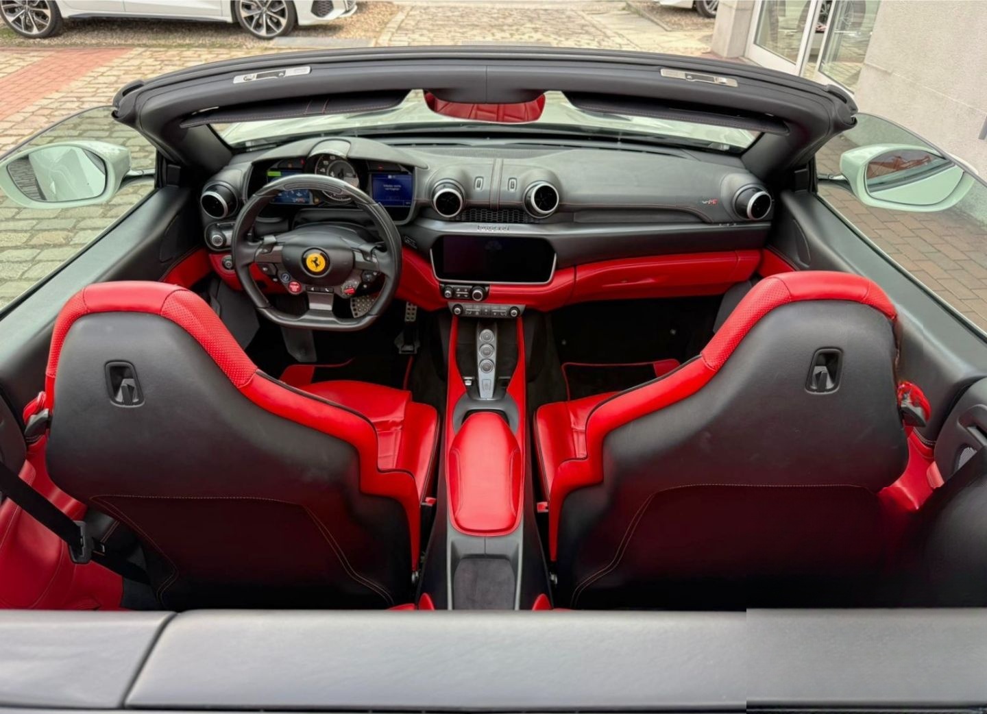 Ferrari Portofino M foto 22