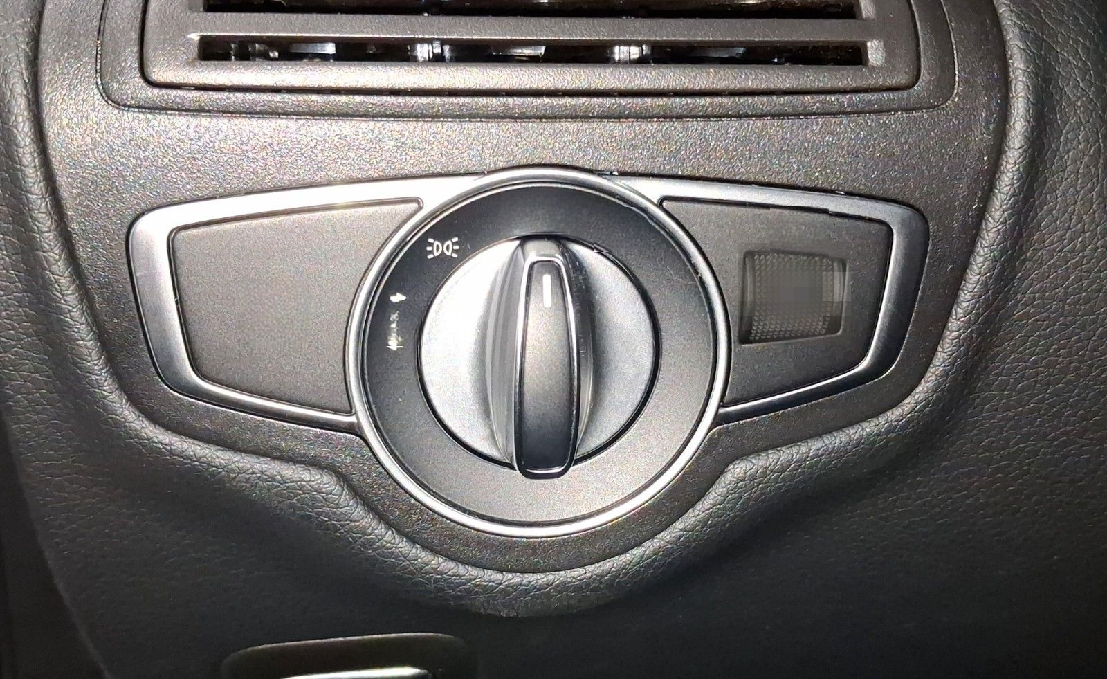 Mercedes-Benz C 200d T 9-G,Navi,LED,Tempo,SHZ,Kamera,S-Heft foto 13