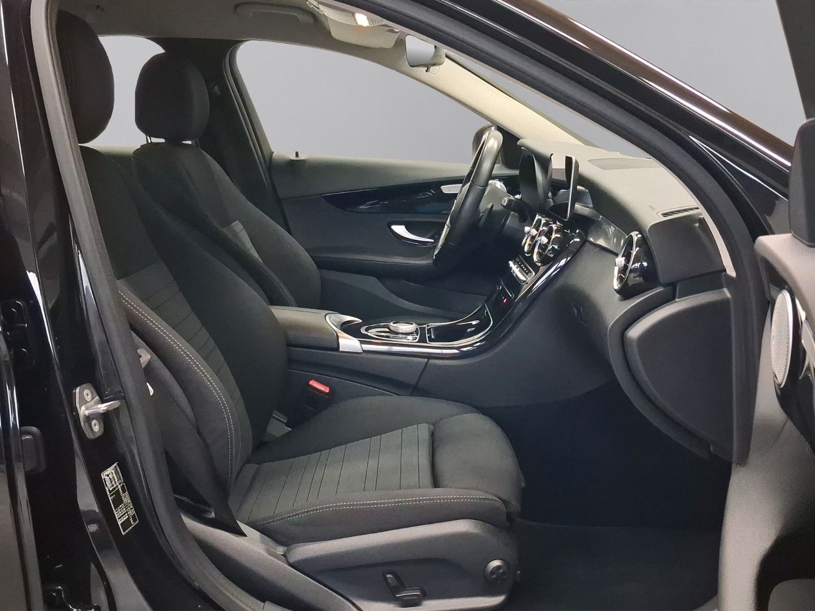 Mercedes-Benz C 200d T 9-G,Navi,LED,Tempo,SHZ,Kamera,S-Heft foto 9