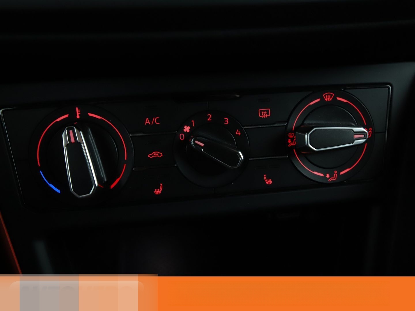 Volkswagen Polo 2.0 TSI GTI Aut.*NAV*ACC*CAM*PDC*SHZ*ALU* foto 23