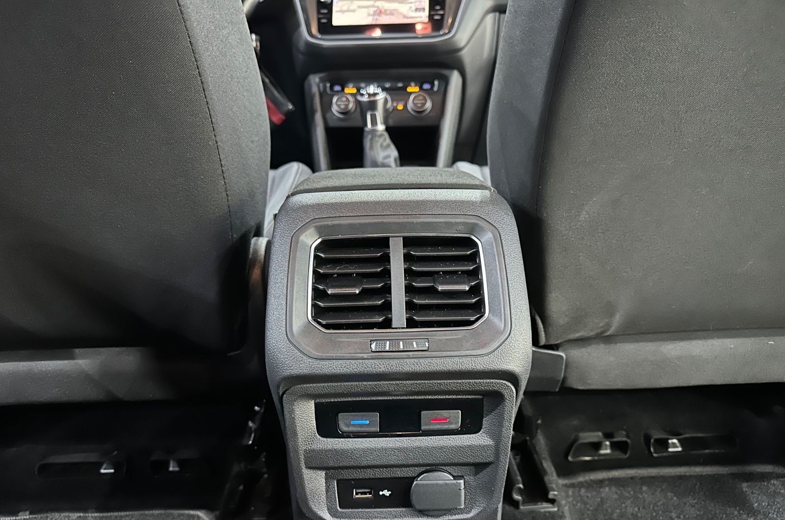 Volkswagen Tiguan Allspace Trendline / 7.Sitzer / NAVI /AHK foto 13