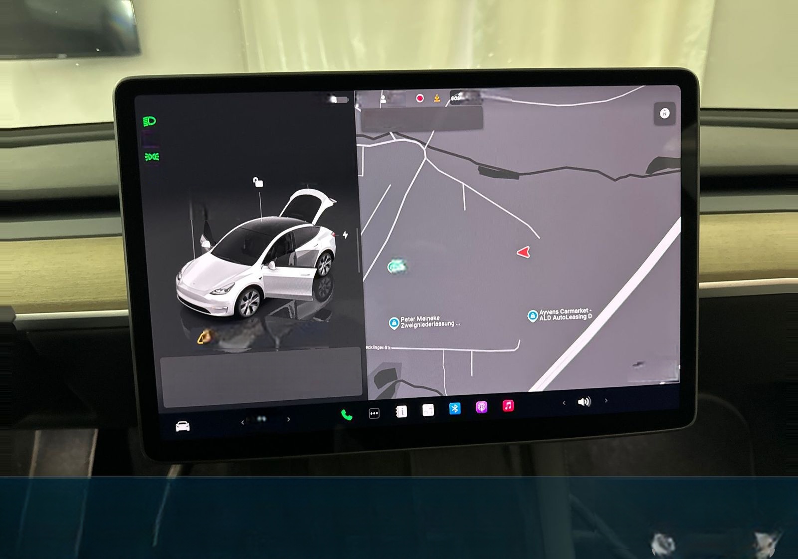 Tesla Model Y Long Range Dual Motor AWD foto 12