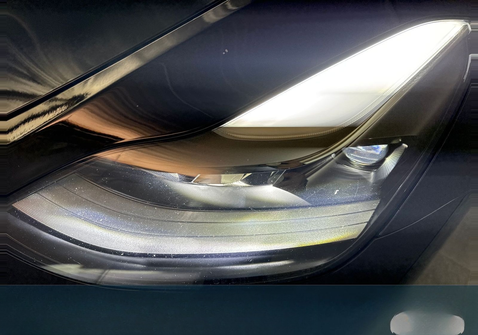 Tesla Model Y Long Range Dual Motor AWD foto 9
