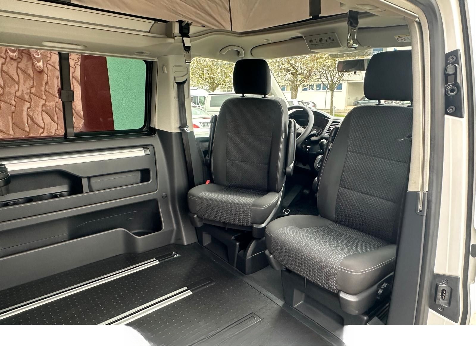 Volkswagen T6 California TDI Beach 4-Motion Aufstelldach foto 24