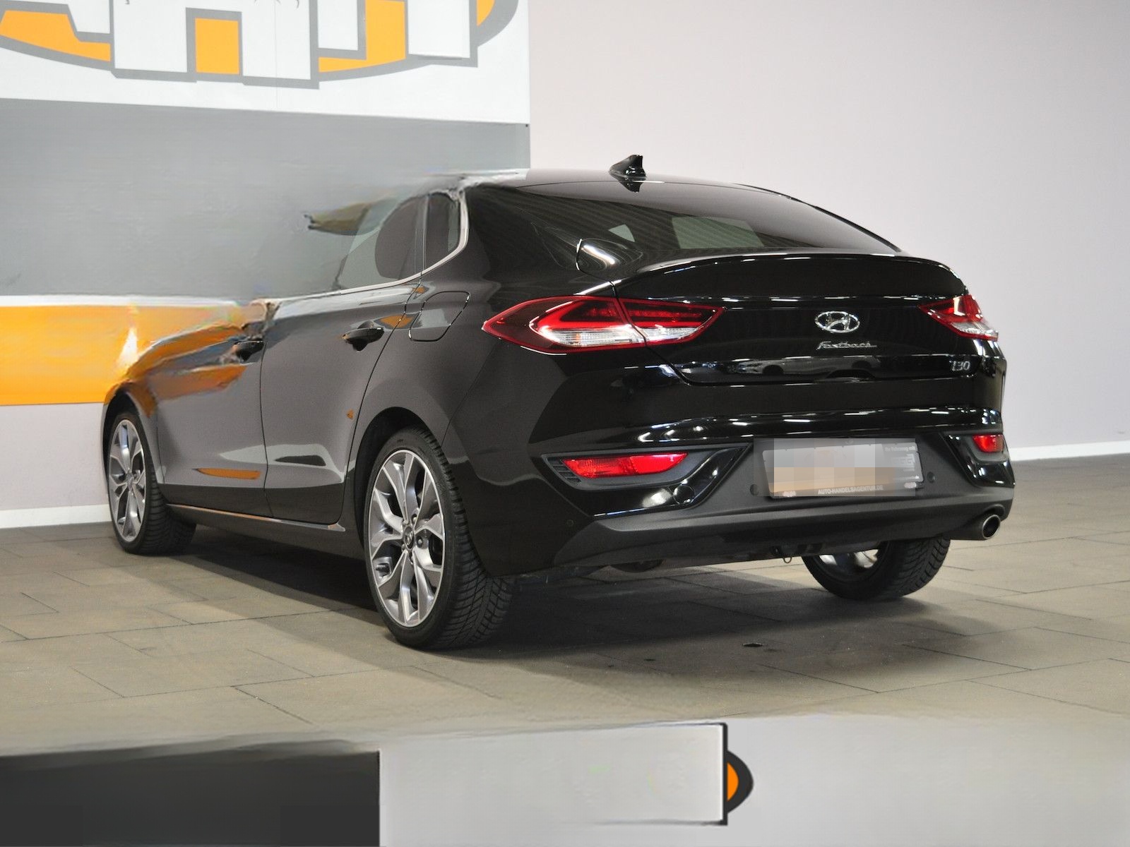 Hyundai i30 FASTBACK 1.5 T-GDI N-LINE|LED|AHK|KAM|DAB|1H foto 3