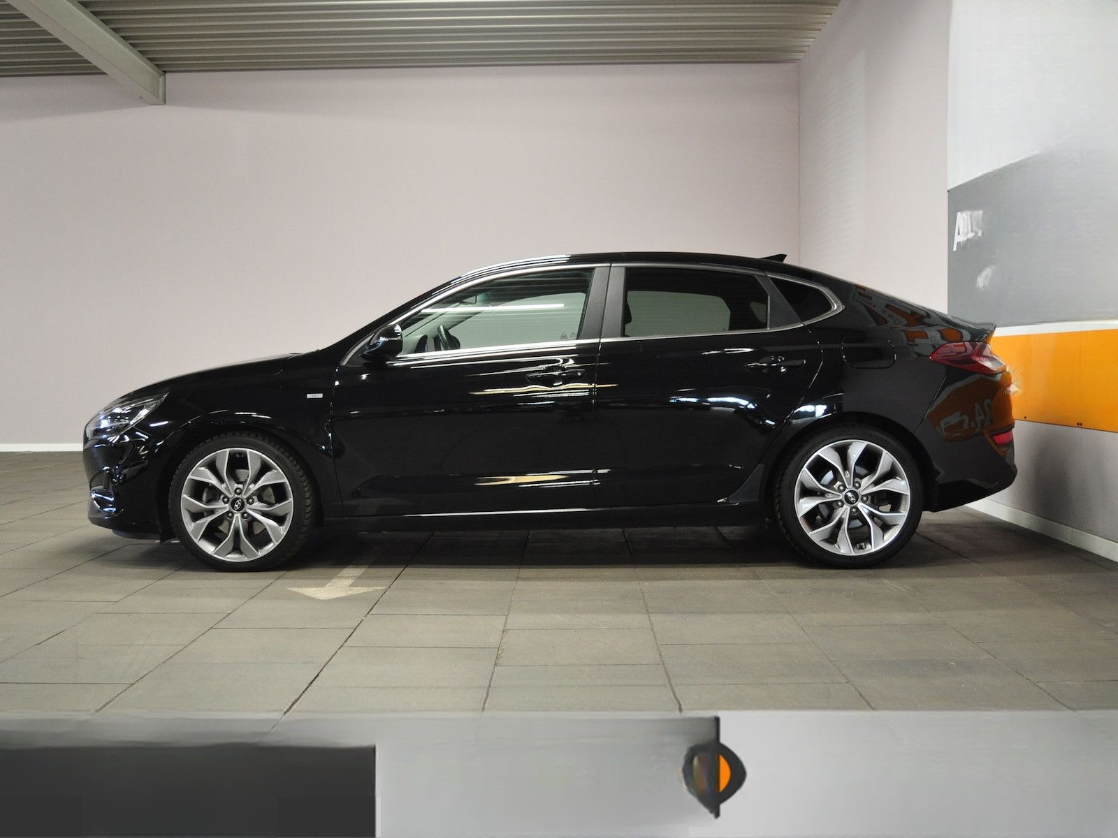 Hyundai i30 FASTBACK 1.5 T-GDI N-LINE|LED|AHK|KAM|DAB|1H foto 6