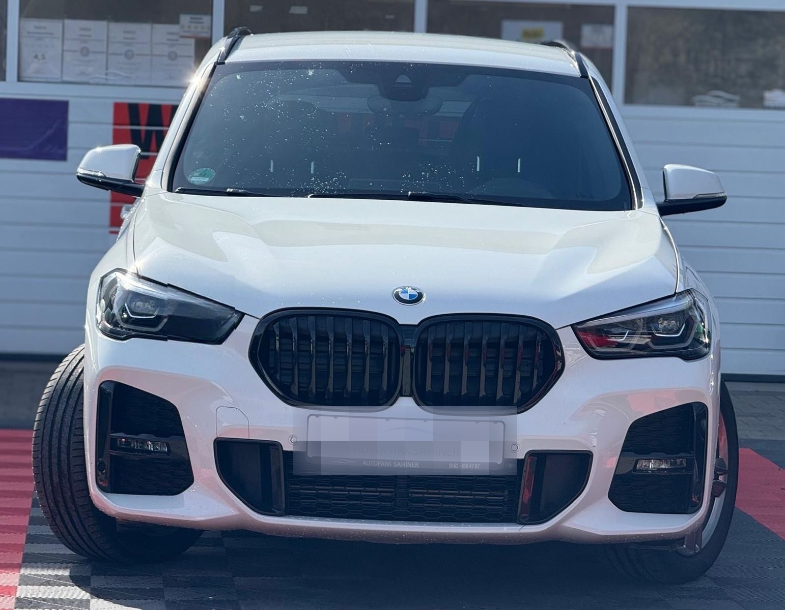 BMW X1 sDrive 18 i M SPORT*HUD*KAM*LEDER foto 2