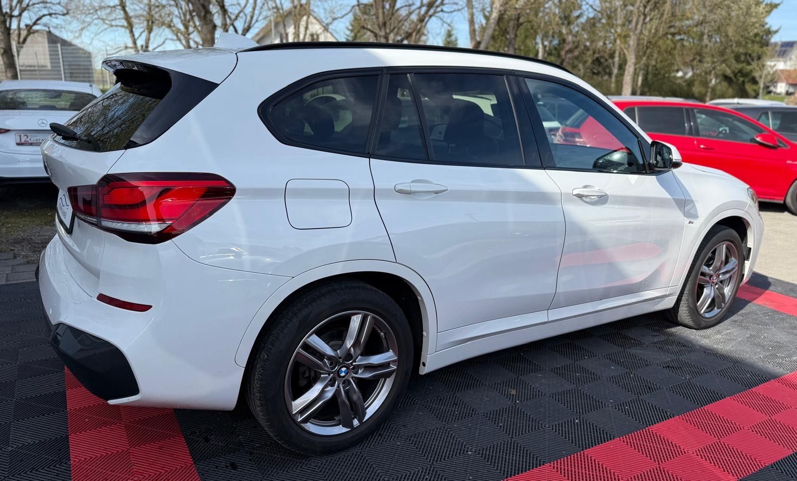 BMW X1 sDrive 18 i M SPORT*HUD*KAM*LEDER foto 12