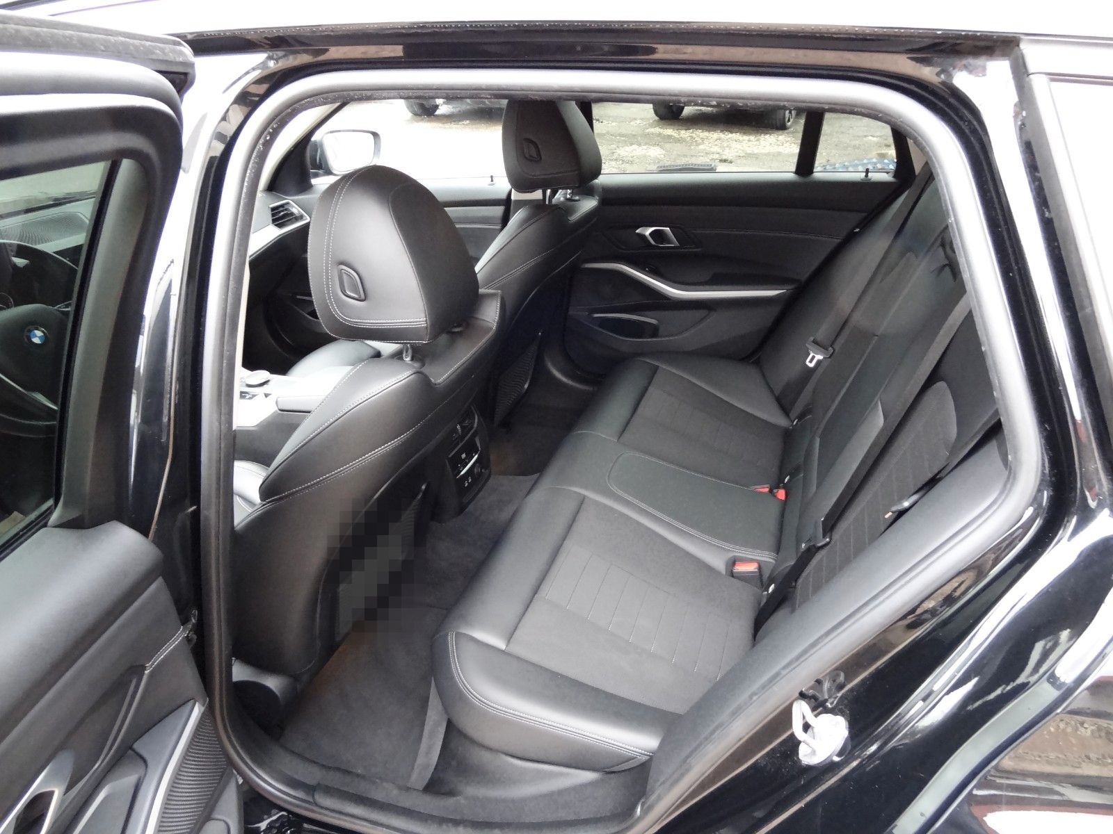 BMW 320d xDrive/Laser/HUD/Leder/Navi/AHK/ACC/LED/ foto 16