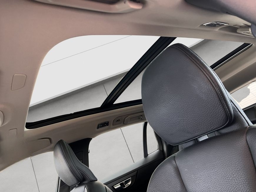 Volvo V60 B4 Inscription Aut Glasd Leder PilotAssist B foto 16