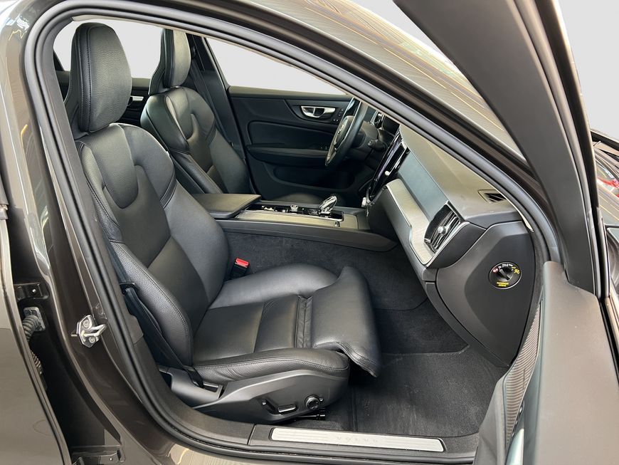 Volvo V60 B4 Inscription Aut Glasd Leder PilotAssist B foto 19