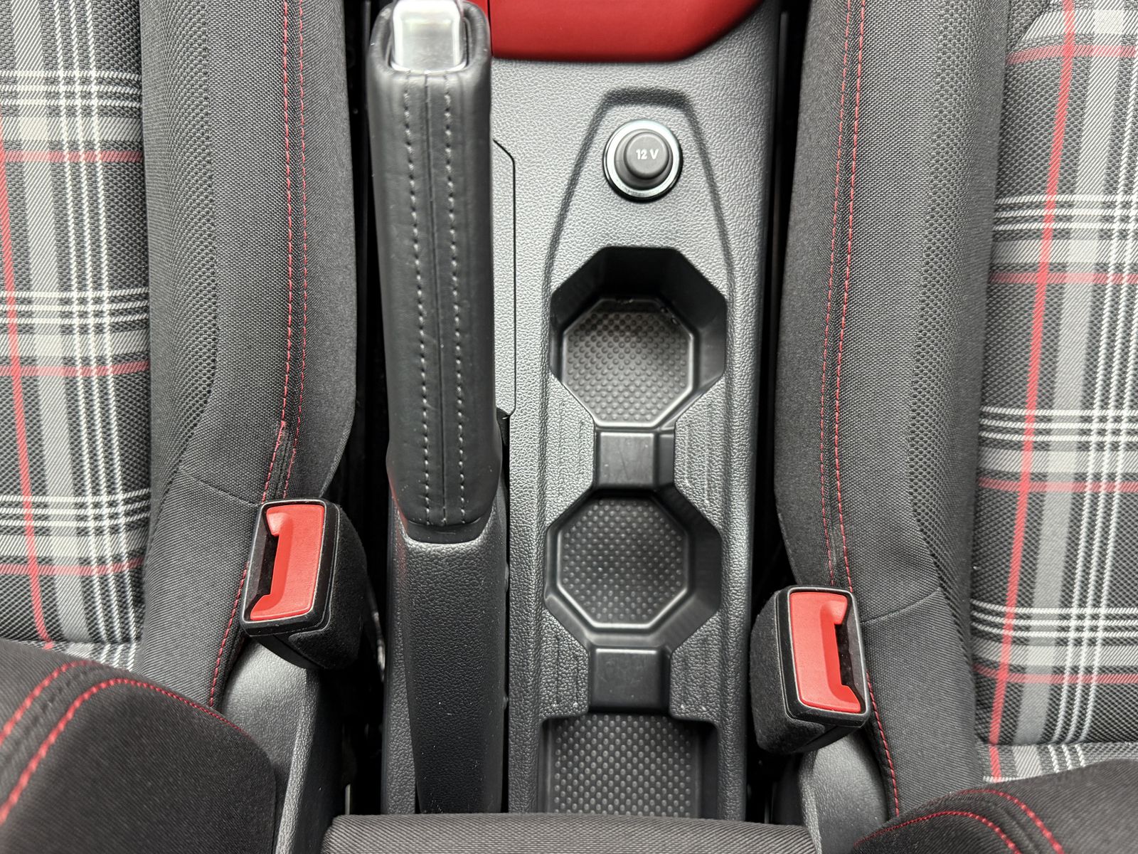 Volkswagen Polo PANO | NAVI | CARPLAY | ACC | DIGITALTACHO  foto 24