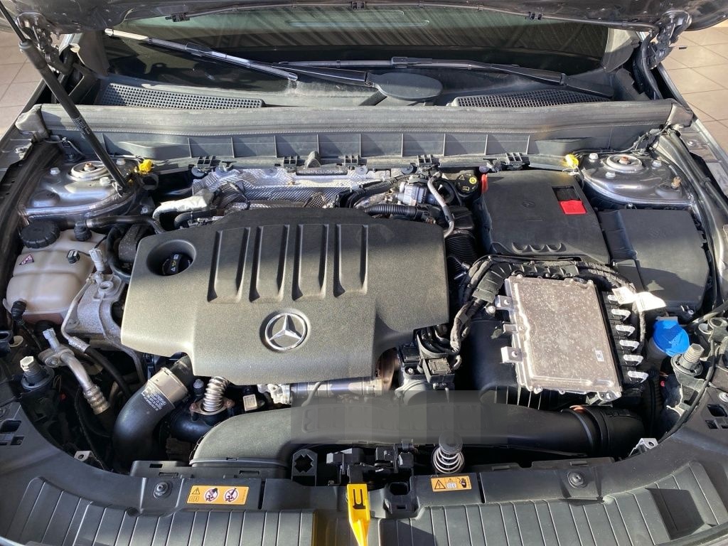 Mercedes-Benz GLB 220 d 4M AMG+MBUX+Memory+Night+Progressive foto 5