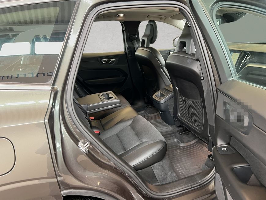 Volvo XC60 T5 AWD Aut Glasd Navi LED AHK Sitzheizung h foto 21