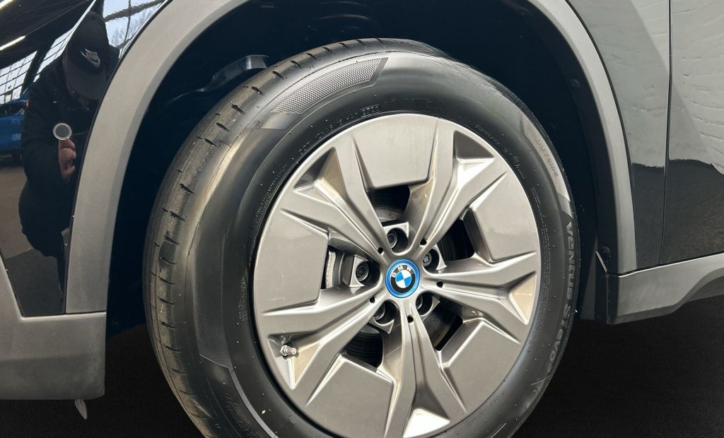 BMW iX1 xDrive30 *H/K* foto 8